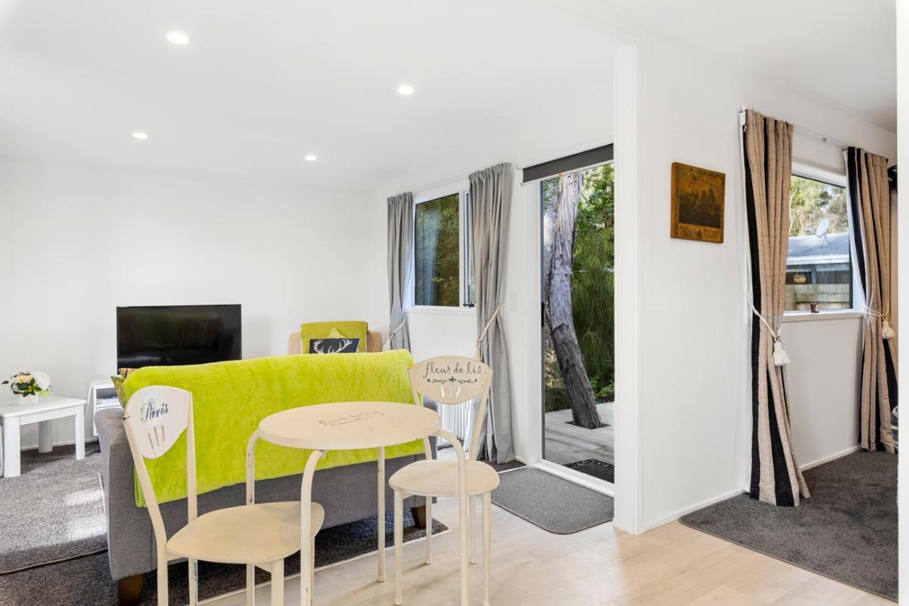 Bellbird Cottage - Lake Taupo Bach Waitahanui Exterior foto